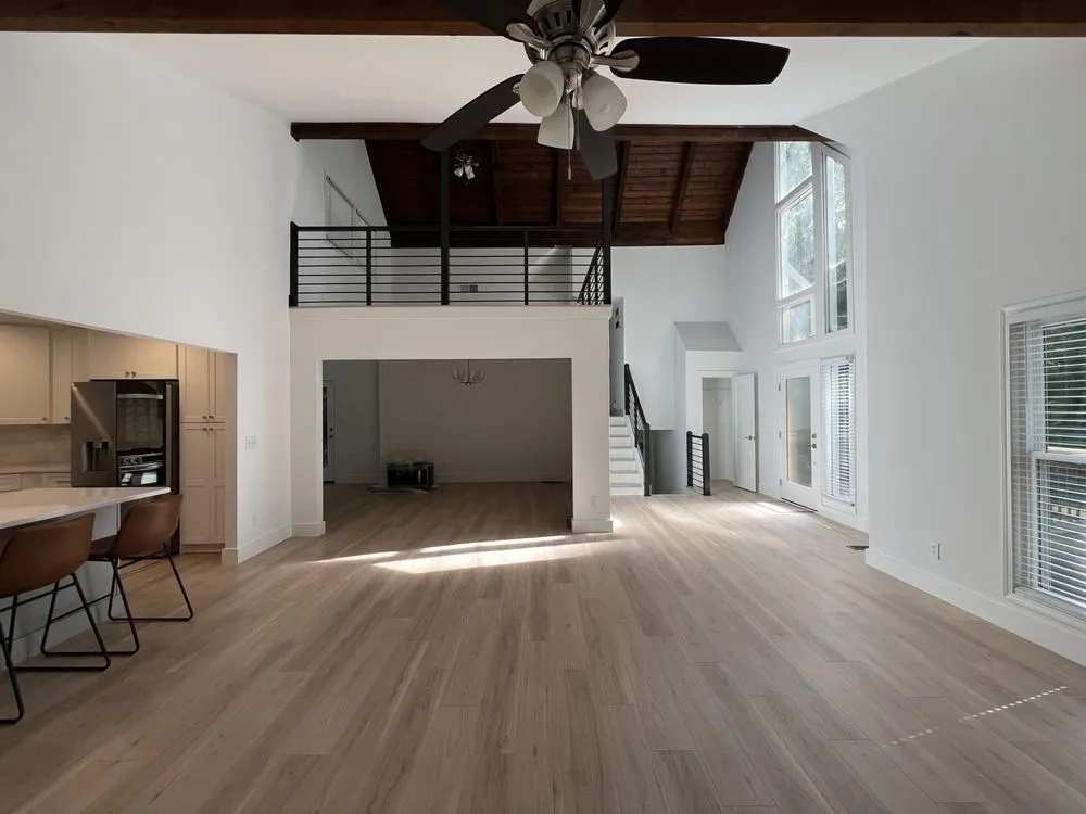 Slide of Romeros Quality Construction