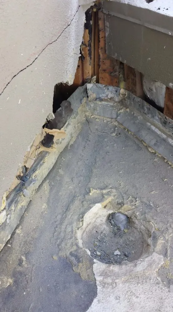 Slide of Romero's Roofing