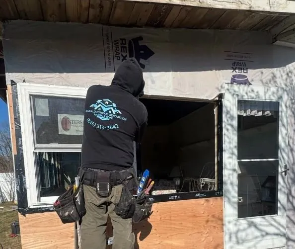 Expert roof inspection with free inspection across Slate Hill, NY - Romualdo's Home Renovations