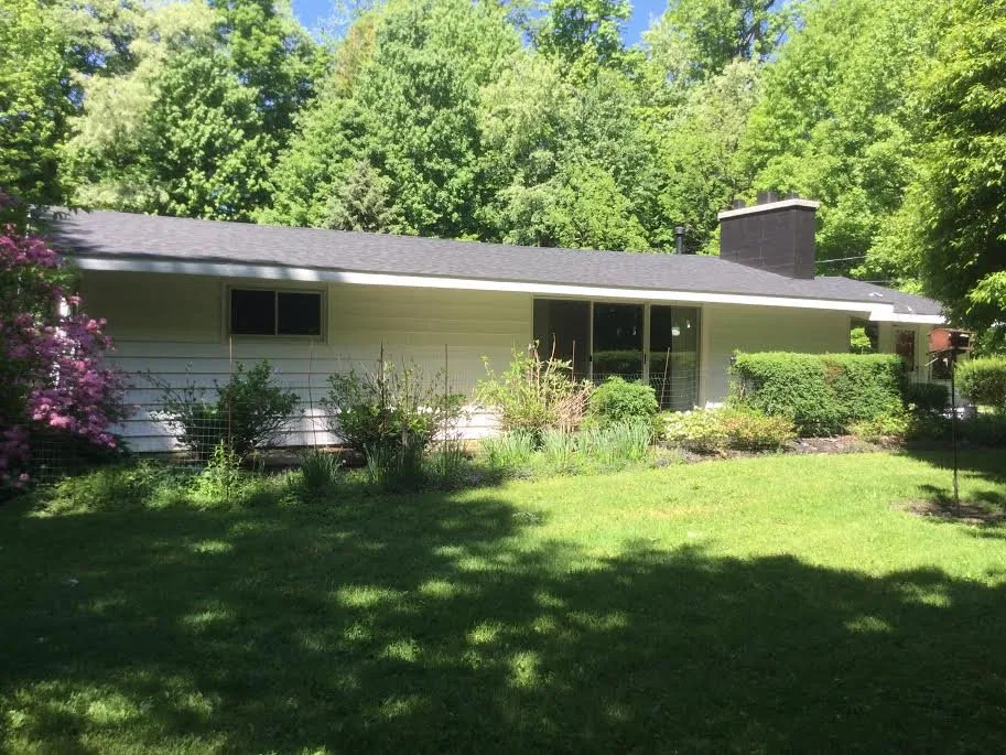 Slide of Ron Chapman Roofing