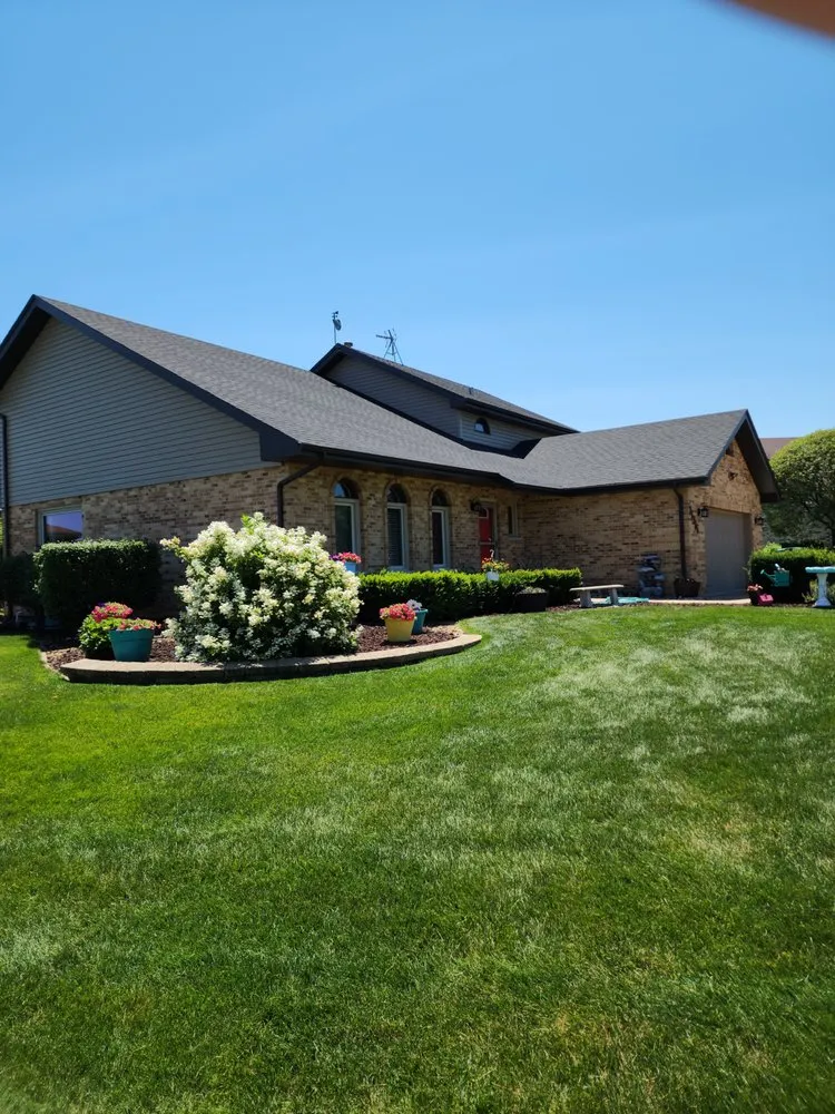 Slide of Ron Schabes Roofing