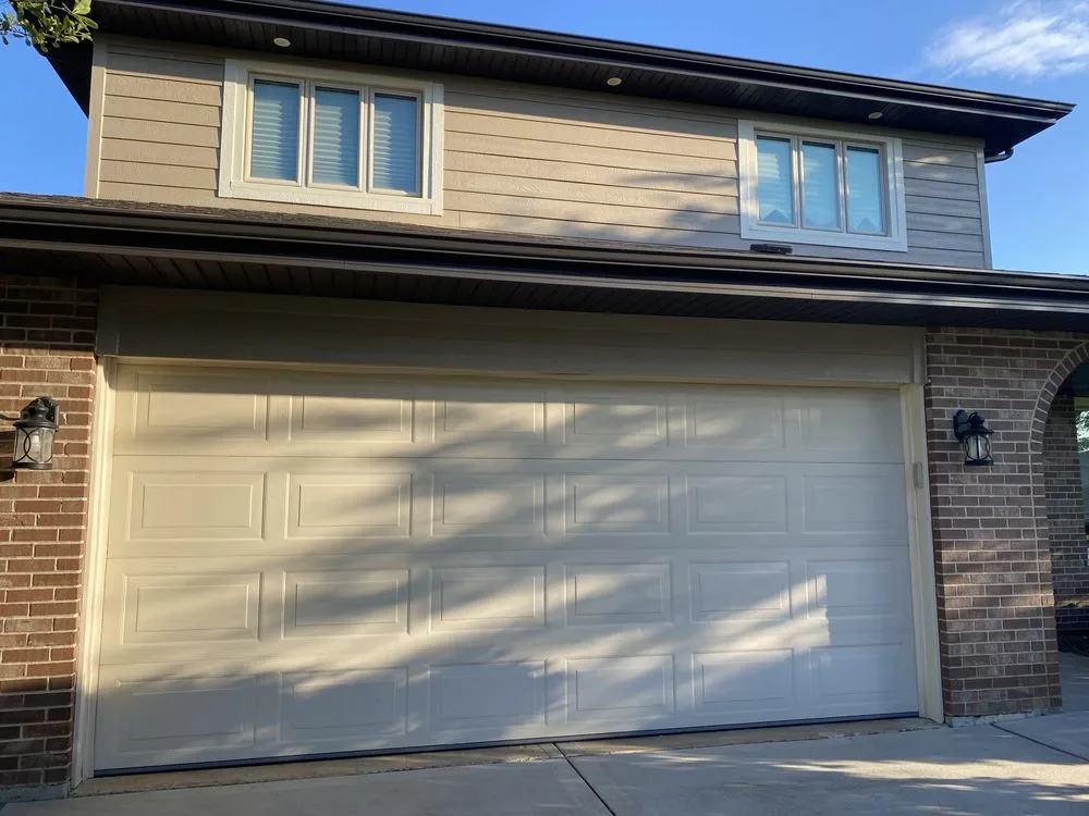 Slide of Ron Schabes Roofing