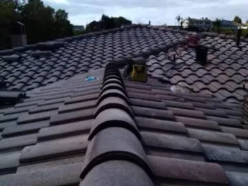 Slide of Ronald's Roofing