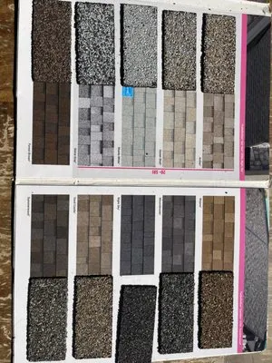 Ronald's Roofing Logo