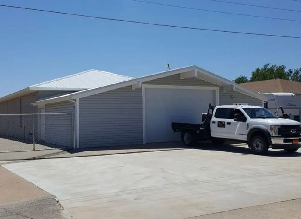 Slide of Ronnie Morgan Construction