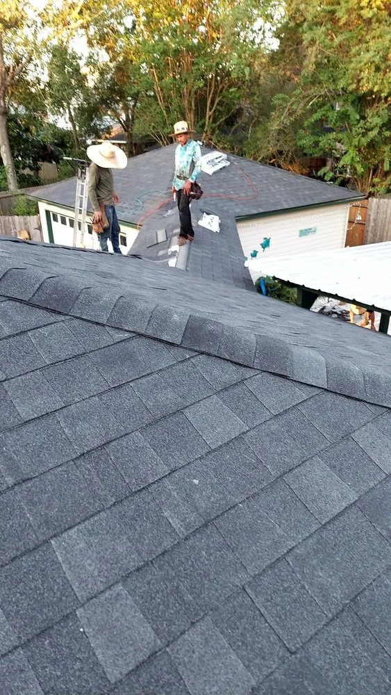 Slide of Ronnie Roofer