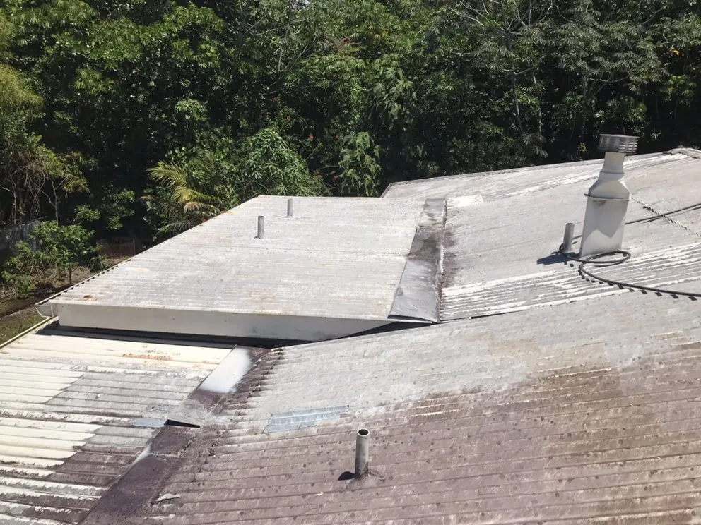 Slide of Roof 2 Tank