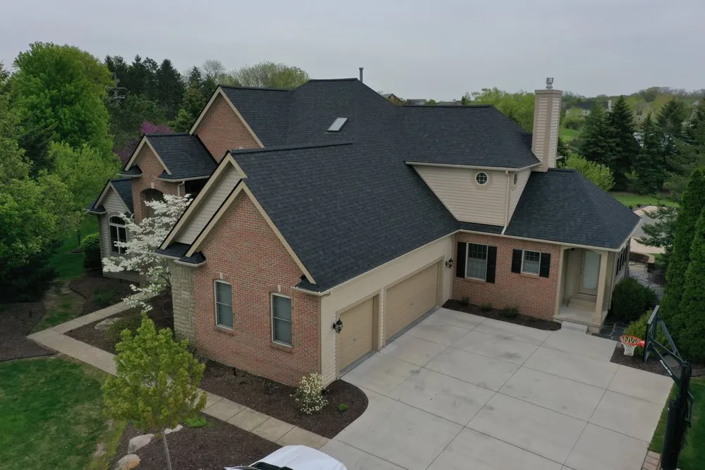 Slide of Roof Advance