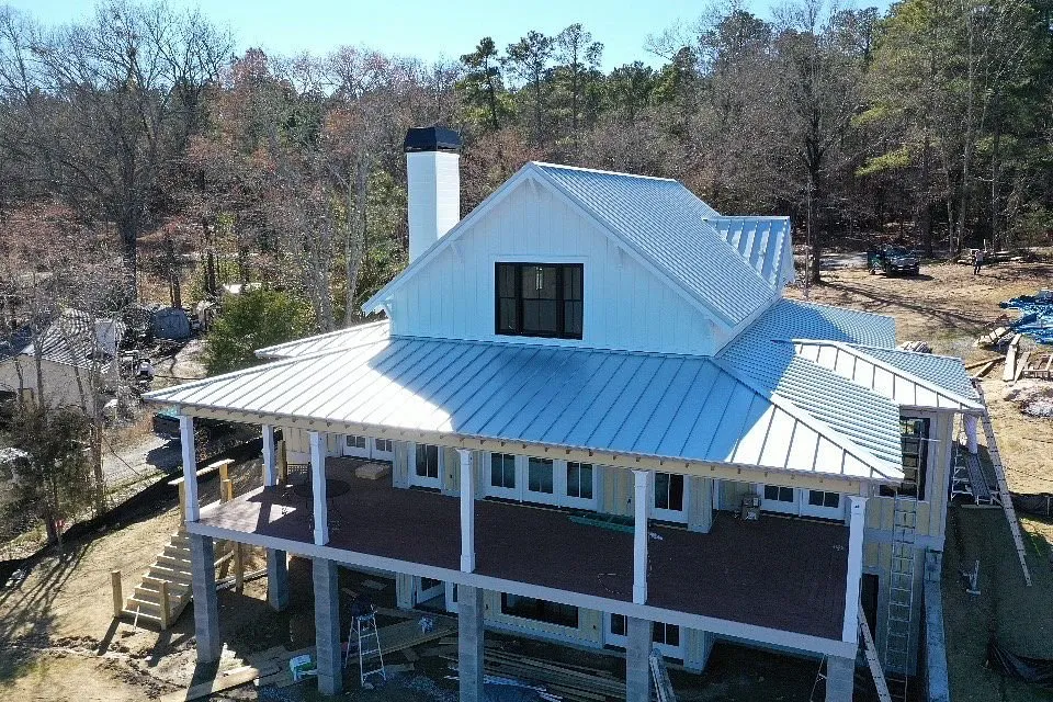 Slide of Roof and Restoration Experts