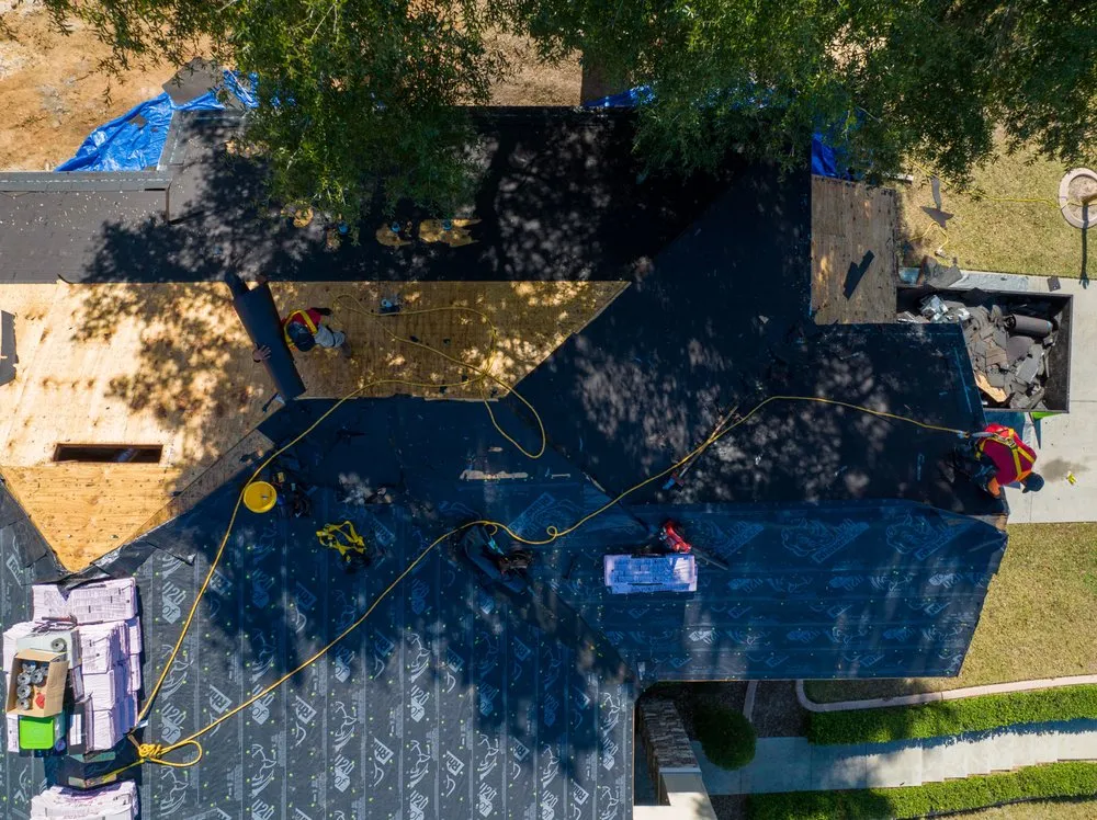 Slide of Roof Commander