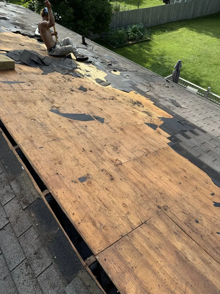 Slide of Roof Experts