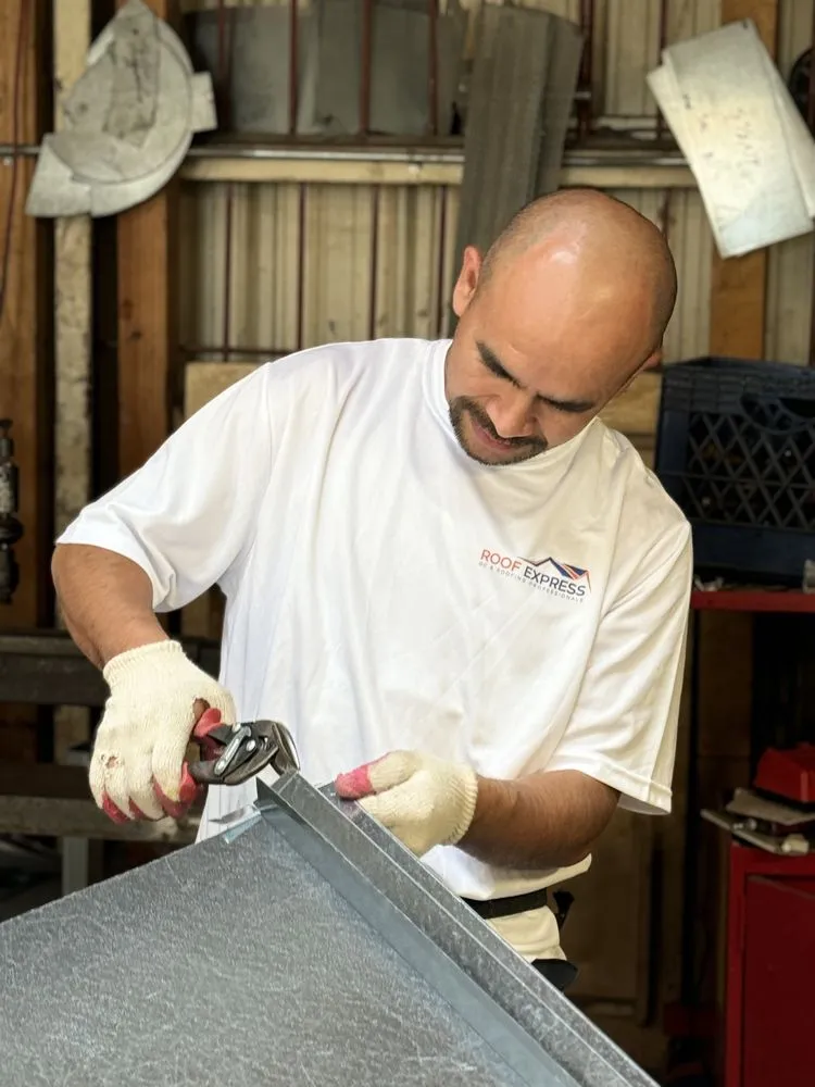 Slide of ROOF EXPRESS