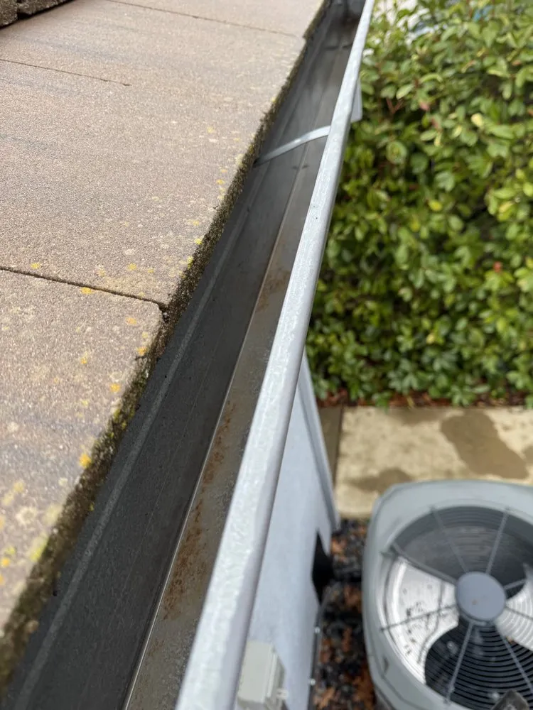 Slide of Roof Gutter Expert