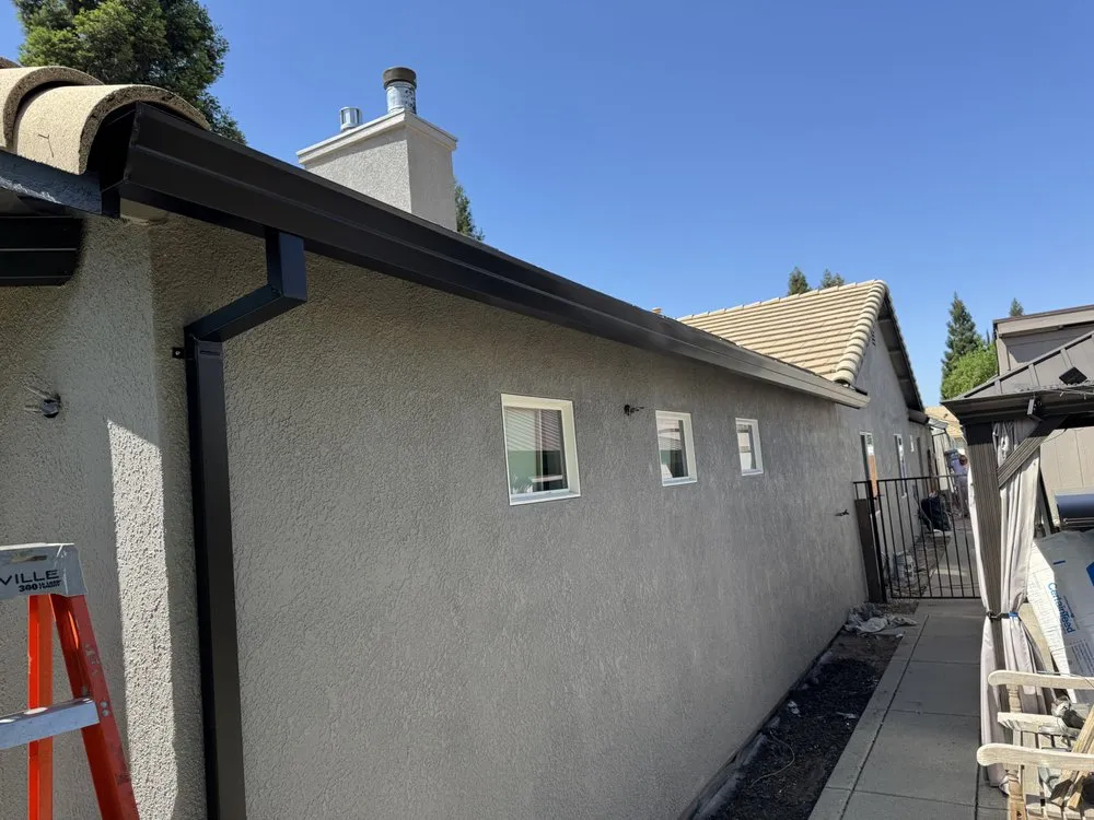 Slide of Roof Gutter Expert