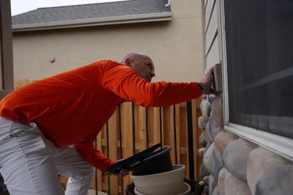 Slide of Roof Hounds