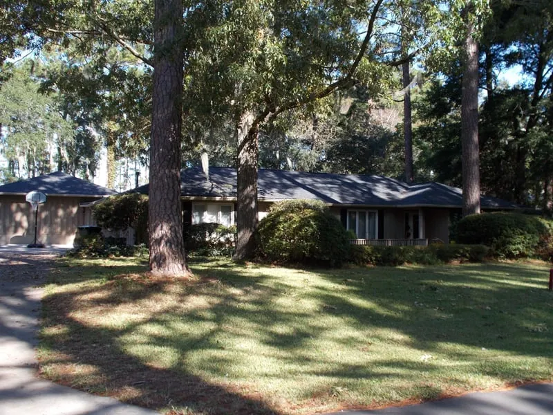 Slide of Roof Hunters