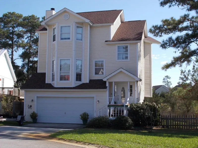 Slide of Roof Hunters