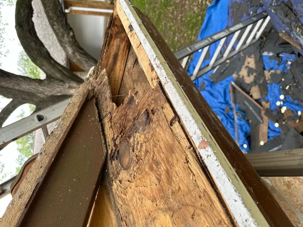 Slide of Roof It Pros