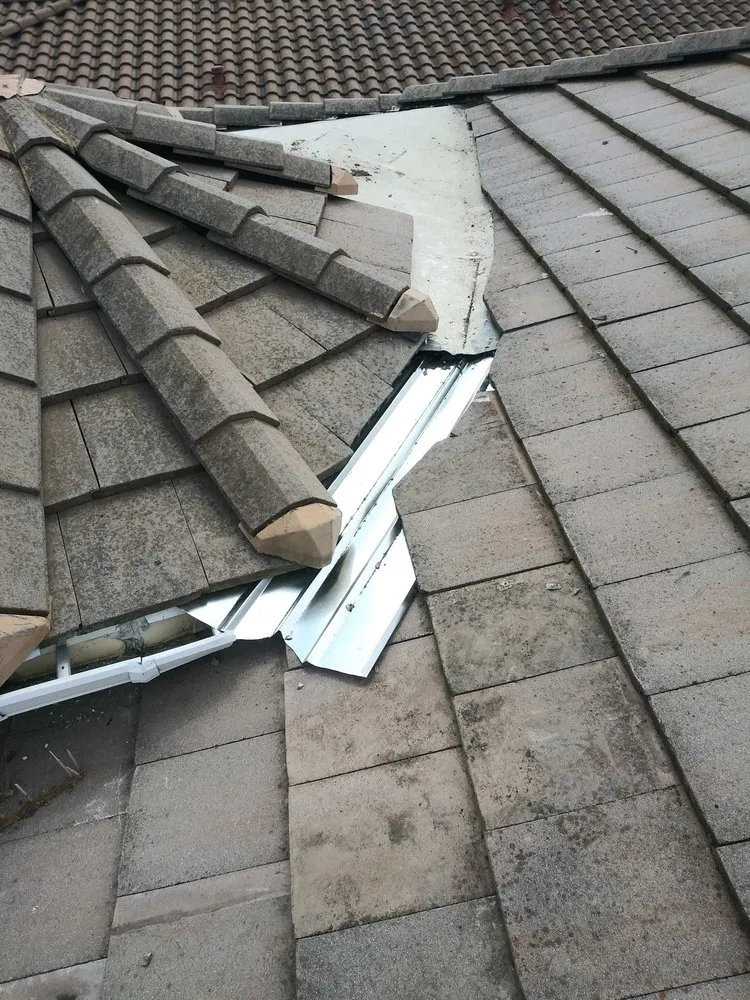 Slide of Roof-Life Construction