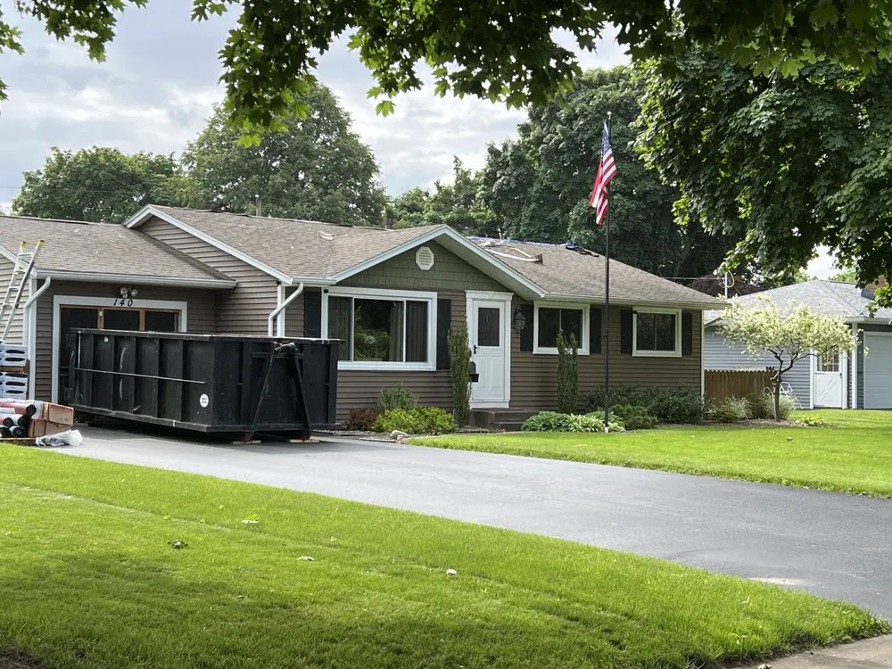 Slide of Roof Line Exterior