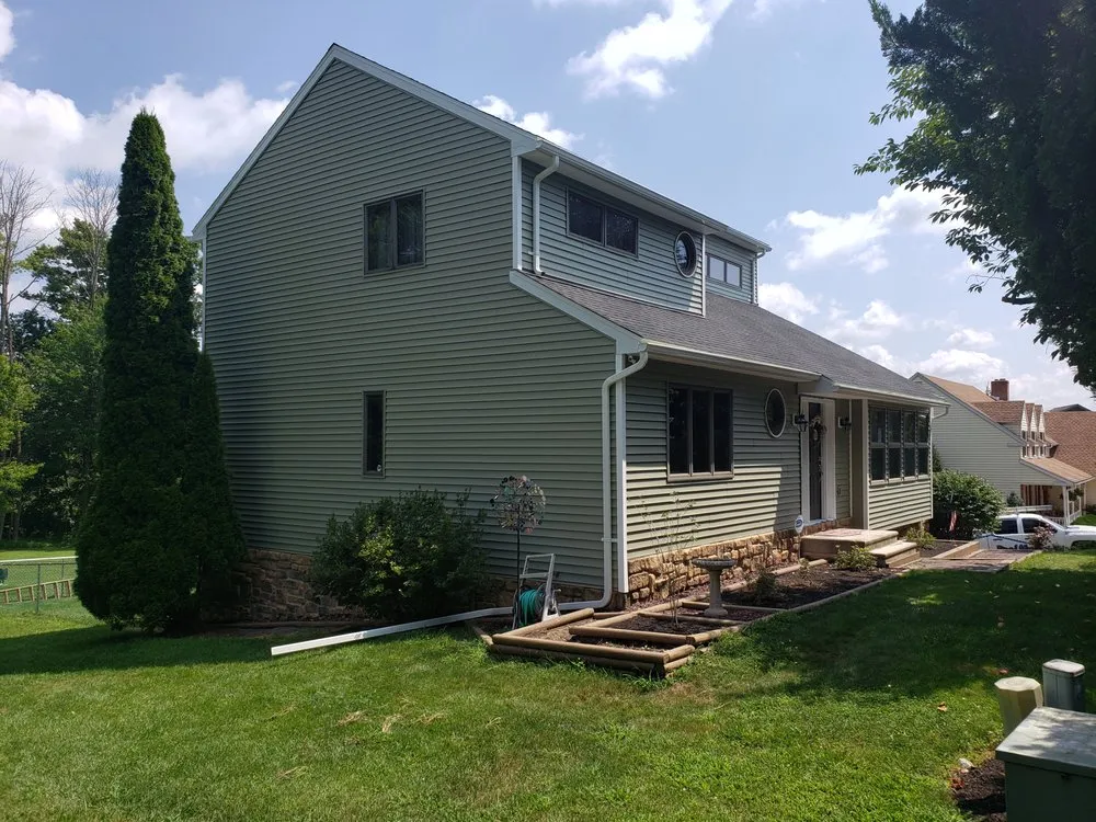 Slide of Roof Master Pro