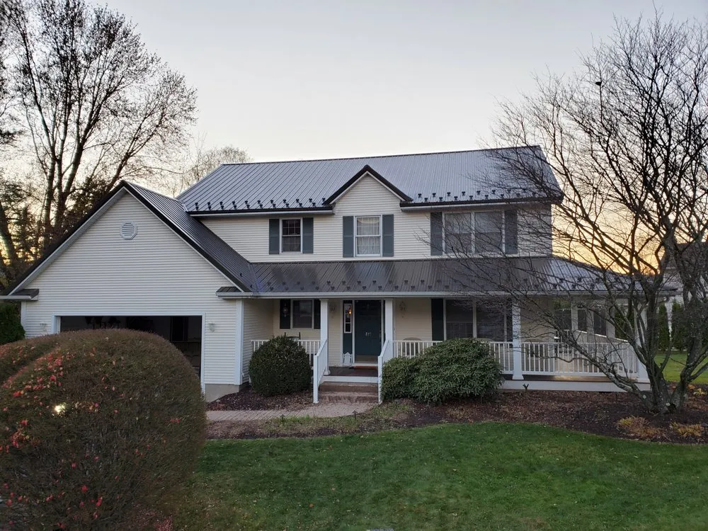 Slide of Roof Master Pro