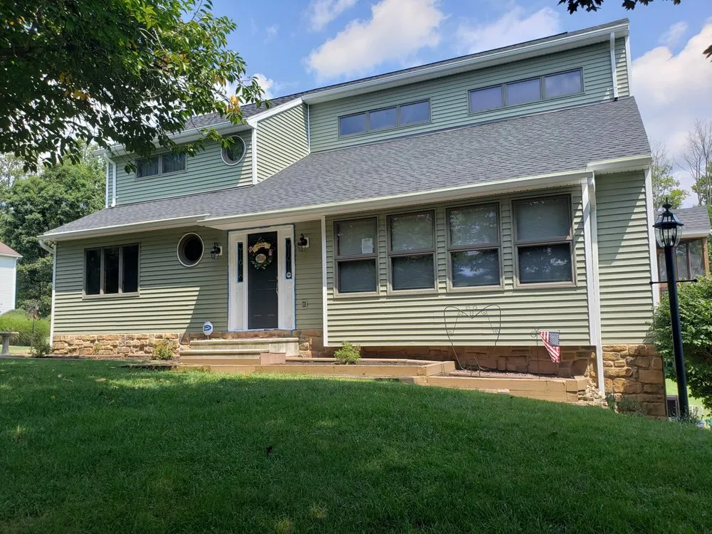 Slide of Roof Master Pro