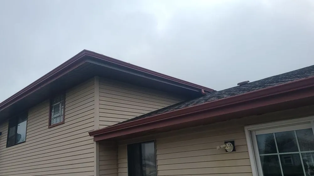 Slide of Roof-Masters and Master-Exteriors