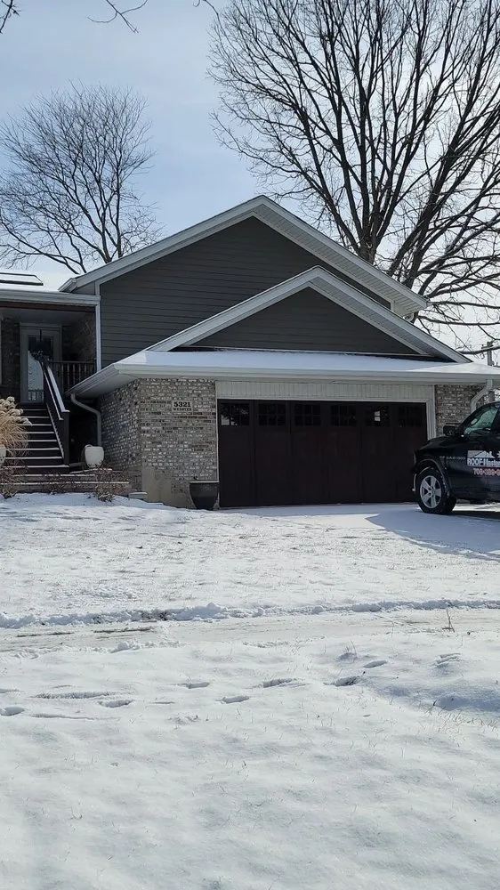 Slide of Roof-Masters and Master-Exteriors