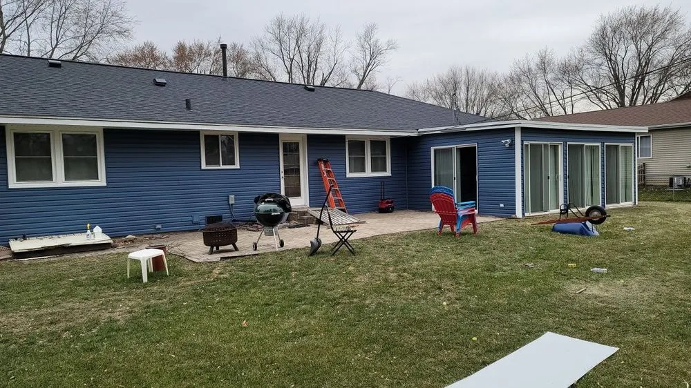 Slide of Roof-Masters and Master-Exteriors