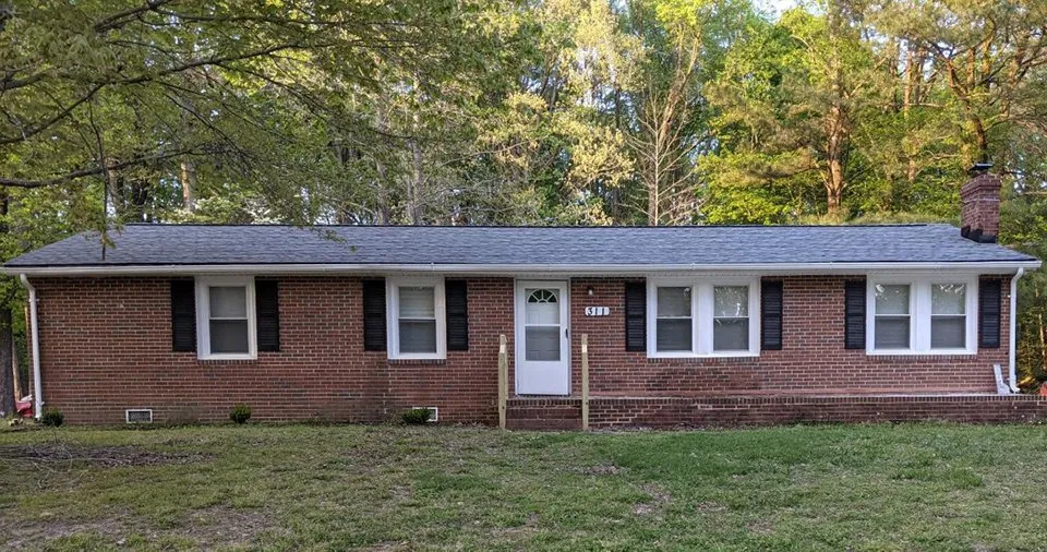 Trusted roof replacement experts serving Yorktown, VA - Roof Masters
