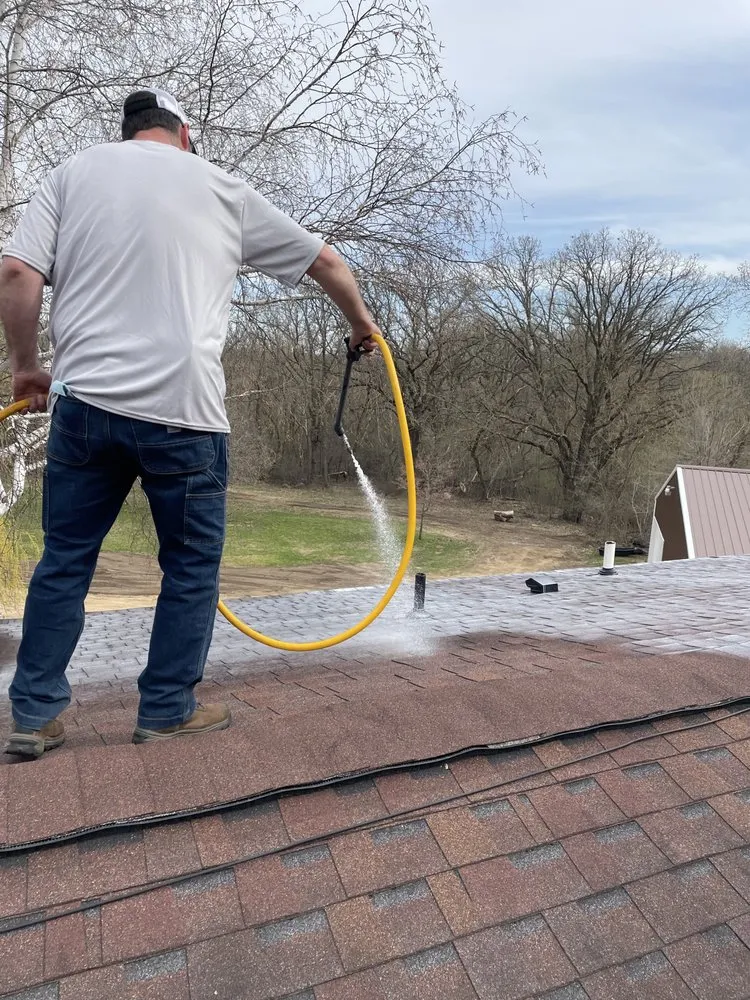 Slide of Roof Maxx - Woodbury