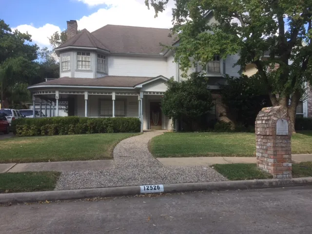 Slide of Roof MD & General Contracting