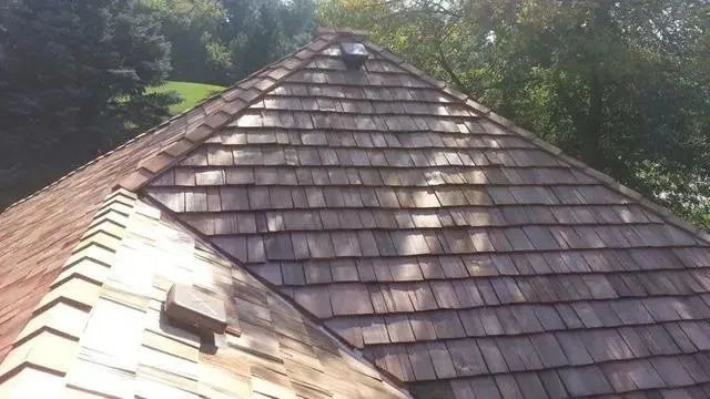 Local flat roof repair in Garden Prairie, IL by Roof Pro Solutions
