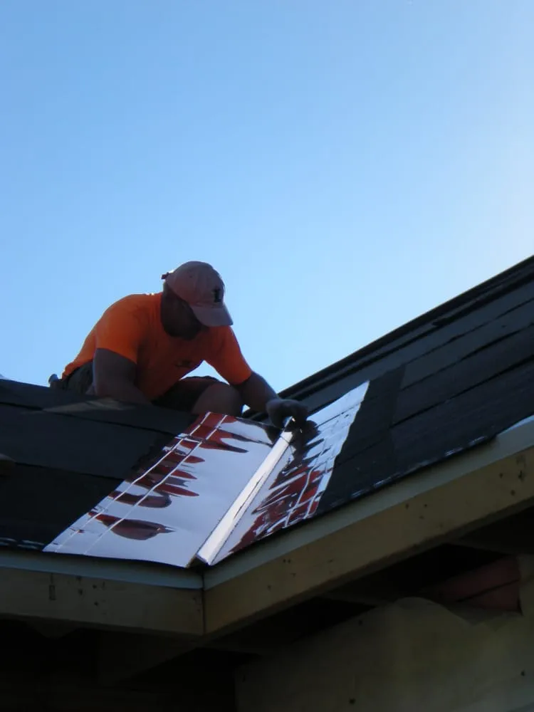 Emergency roof leak repair experts serving Garden Prairie, IL - Roof Pro Solutions