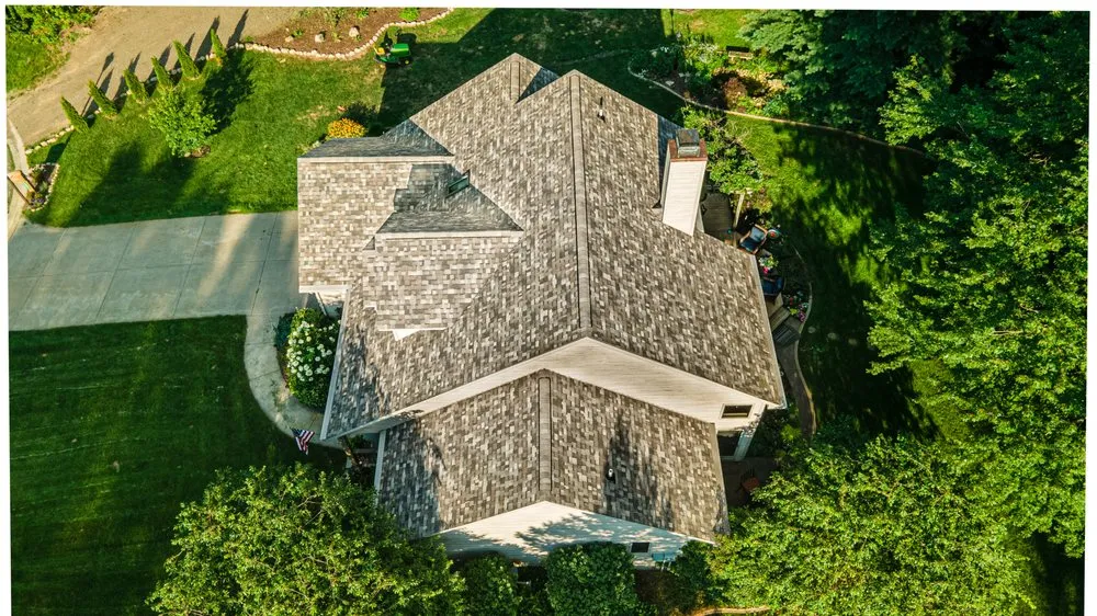 Slide of ROOF PROS