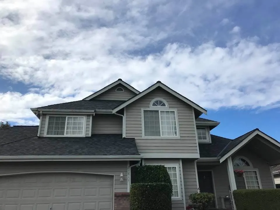 Slide of Roof Pros NW