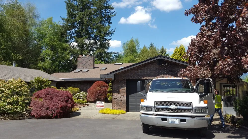 Slide of Roof Pros NW