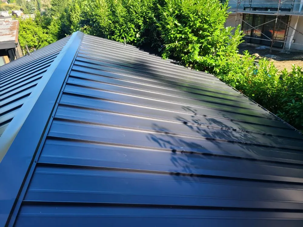 Slide of Roof Pros NW