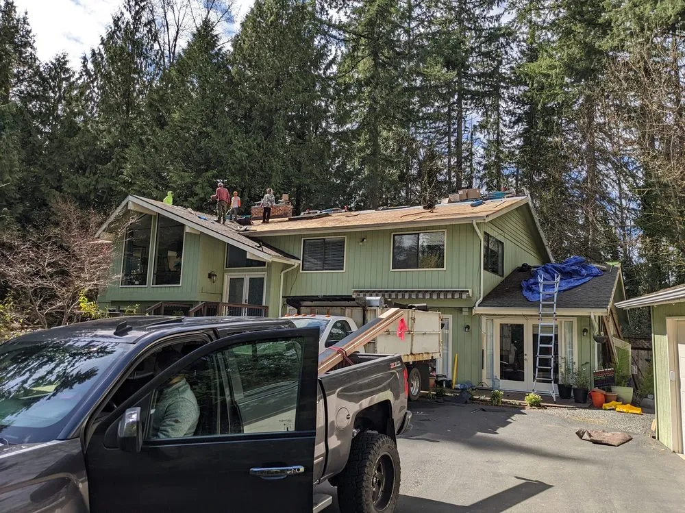 Slide of Roof Pros NW