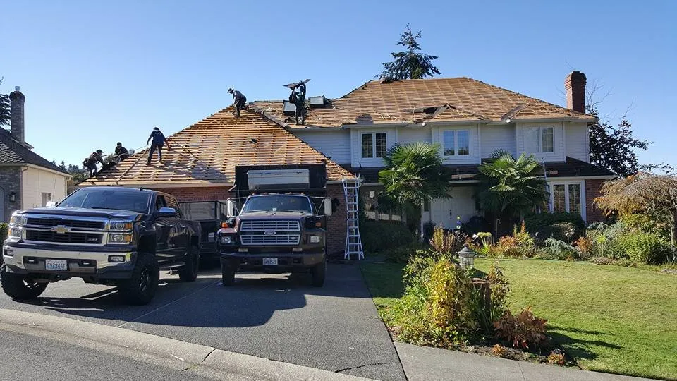 Slide of Roof Pros NW