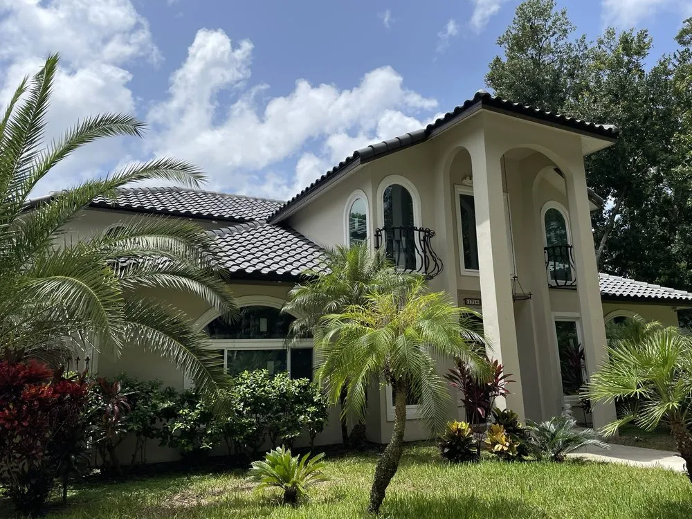 Slide of Roof Pros USA