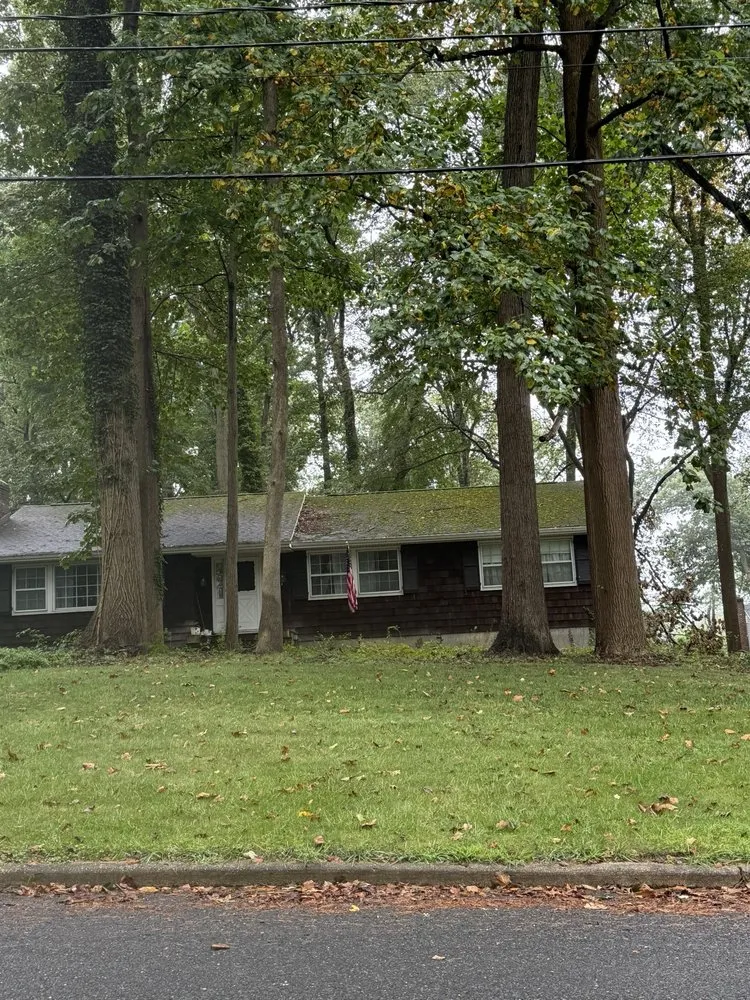 Reliable residential roofing service near you in Byram Township, NJ by Roof Renew Pros