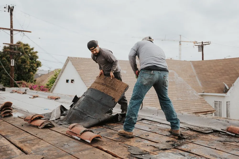 Slide of Roof Repair Specialist