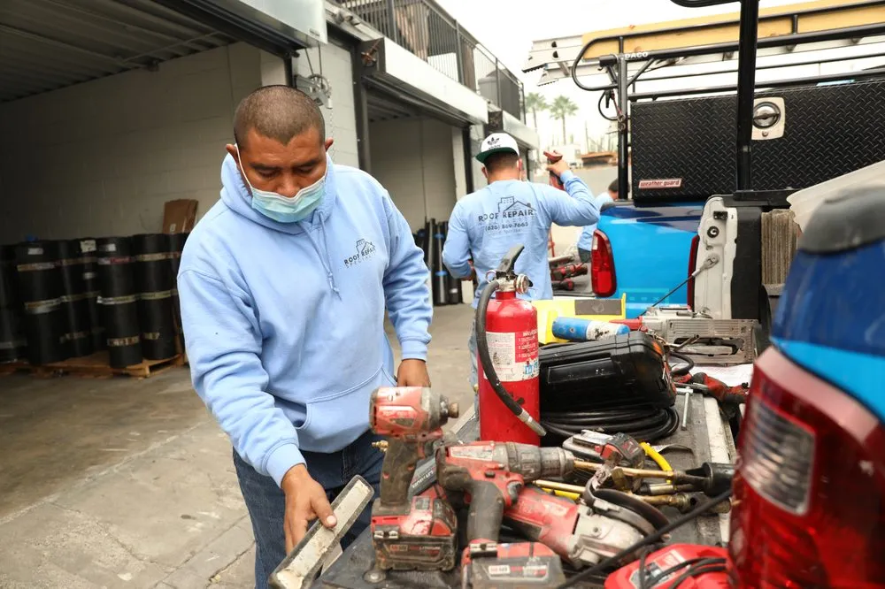 Slide of Roof Repair Specialist