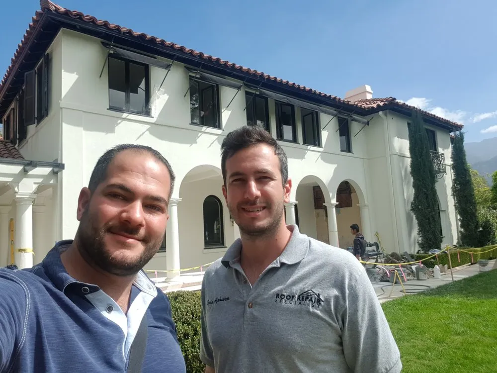 Slide of Roof Repair Specialist