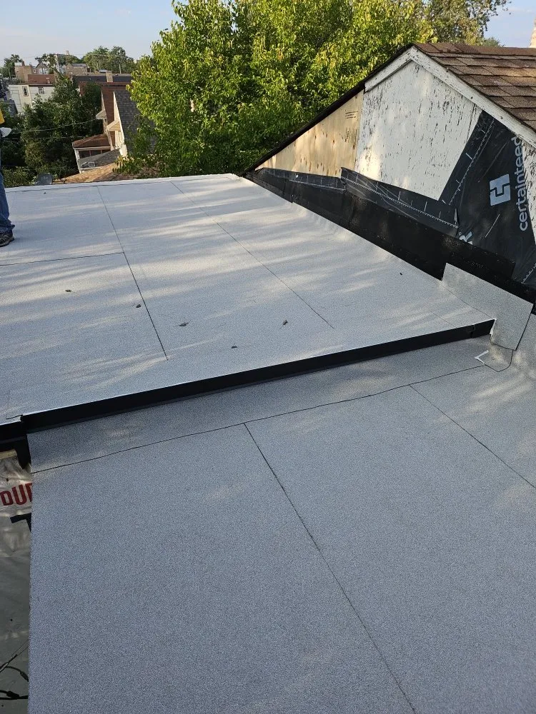 Slide of Roof Repair Specialist