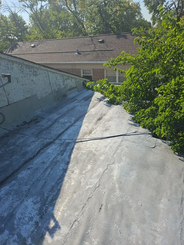 Slide of Roof Repair Specialist