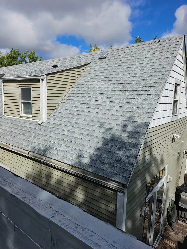 Slide of Roof Repair Specialist