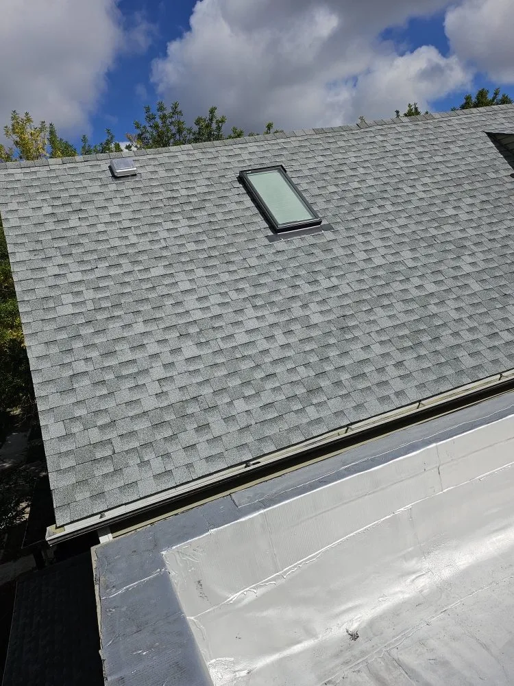 Slide of Roof Repair Specialist